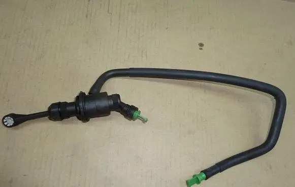 Clutch master cylinder