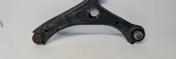 Chrysler Town & Country V Front lower control arm/wishbone R32110B1474