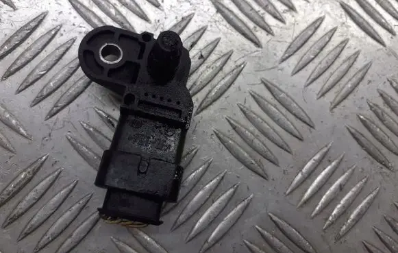 Ford Focus Valve oil control 0281002437