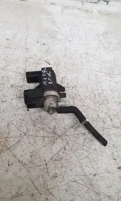 Audi A4 S4 B7 8E 8H Turbo solenoid valve VAC