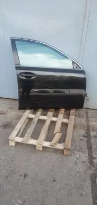 Subaru Legacy Front door