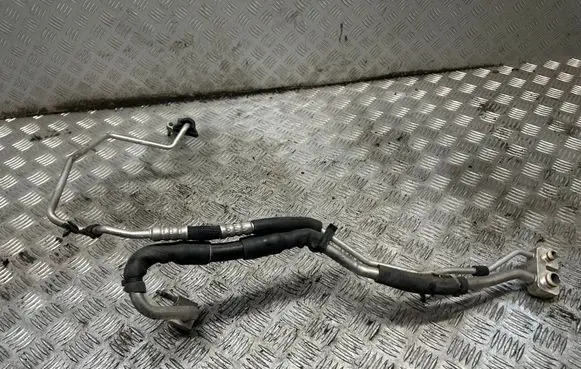 Jaguar XF X250 Air conditioning (A/C) pipe/hose