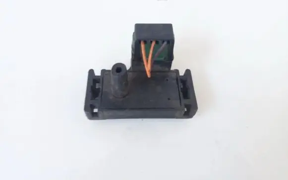 Renault Scenic I Air pressure sensor 4517406