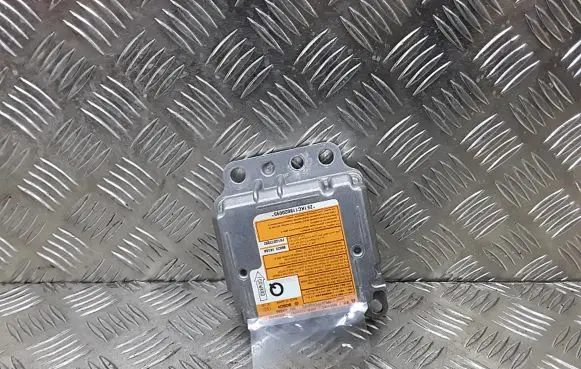 Nissan Juke I F15 Airbag control unit/module 988201kc0a