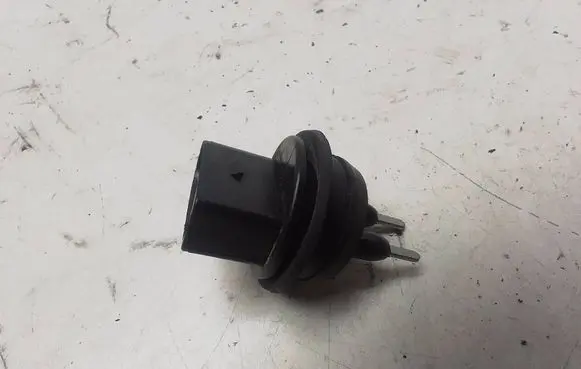 Audi A3 S3 8P Windshield washer fluid level sensor 7H0919376