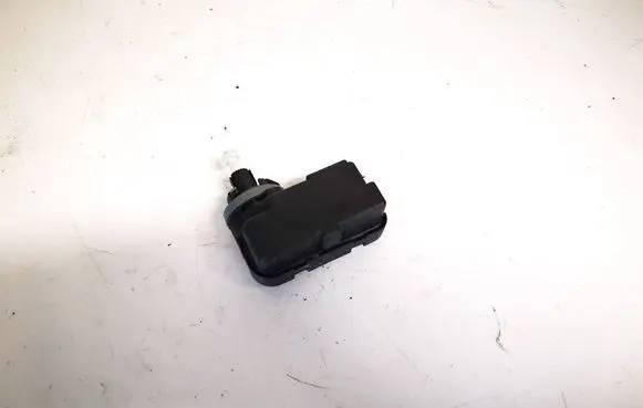Headlight level adjustment motor