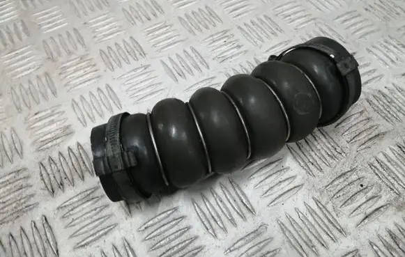 Ford Focus Intercooler hose/pipe AV616C646HE