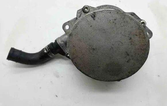 Audi Q7 4L Vacuum pump 057145100AC