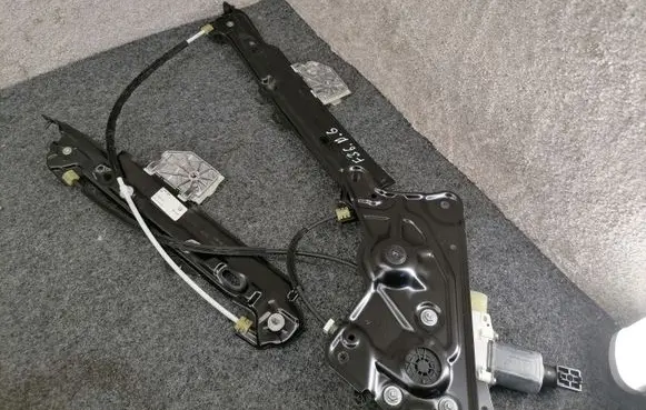 BMW 4 F36 Gran coupe Rear door window regulator with motor 7365258 7046032 51357365258