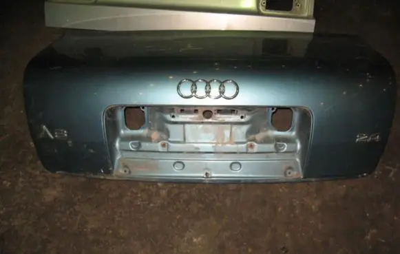Audi A6 S6 C5 4B Tailgate/trunk/boot lid