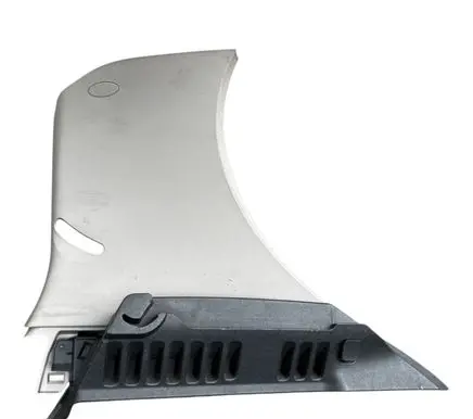 Renault Clio III (C) pillar trim 8200293776 769346514R 769342502R