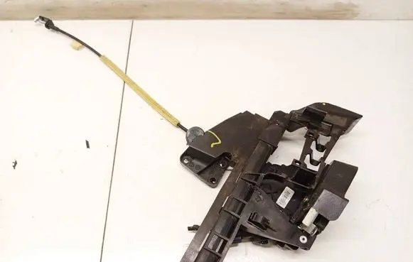 Ford Focus Rear door lock 4M5AA26413BB