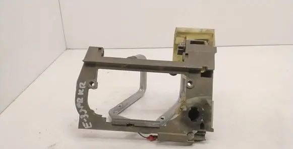 Front door exterior handle/bracket