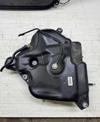 Audi A6 C7 AdBlue liquid reservoir 4g0131877