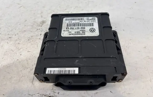 Volkswagen Touareg I Gearbox control unit/module H50S0879 09D927750EB MNNA007384
