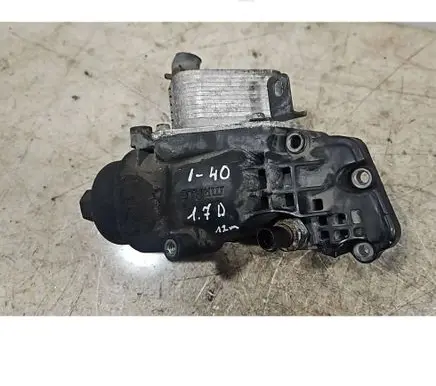 Hyundai i40 Oil filter mounting bracket 264102A300 1204060569V2