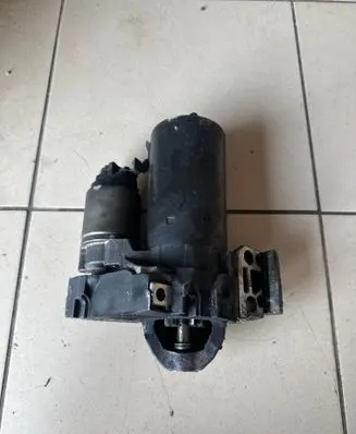 BMW 5 F10 F11 Starter motor 99857038301 1005841073
