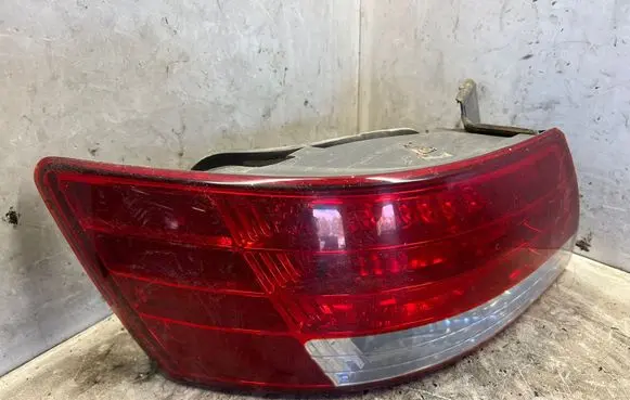 Rear/tail lights