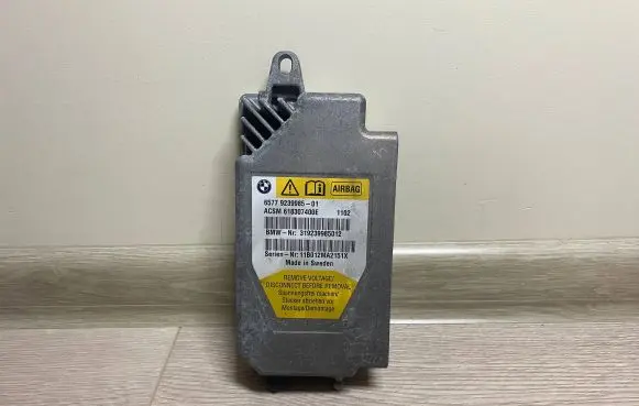 BMW 5 F10 F11 Airbag control unit/module 9239985 65779239985 6577923998501