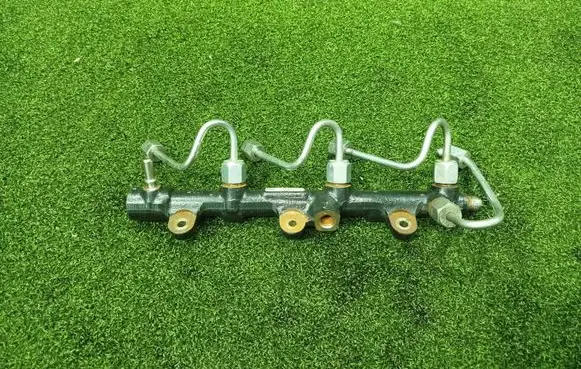 Renault Trafic III (X82) Fuel main line pipe 175219059R 03240369
