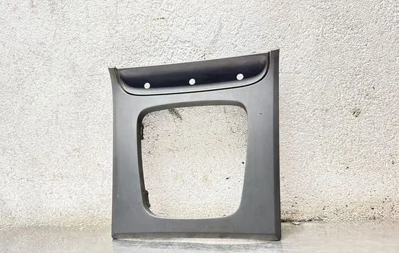 Volvo XC90 Gear shifter surround trim plastic 3409989 8674923 30643560