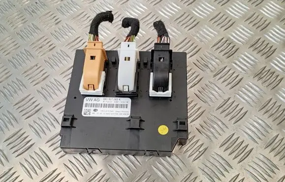 Audi Q3 8U Comfort/convenience module 8X0907063K 5DK00965880