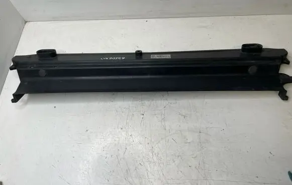 BMW 5 E60 E61 Top upper radiator support slam panel 778783005 22793115 PA66GF