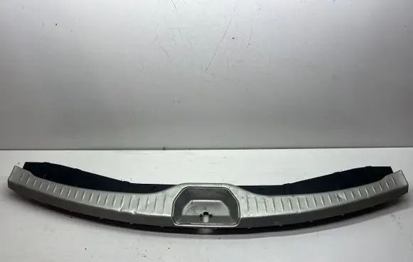Infiniti FX Trunk/boot sill cover protection 84992CG700