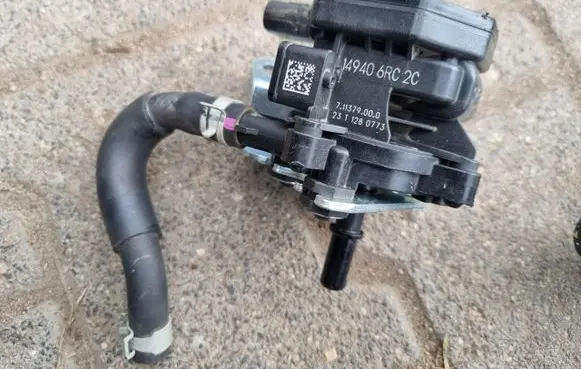 Nissan Qashqai J12 Water pump 149406RC2C ITA