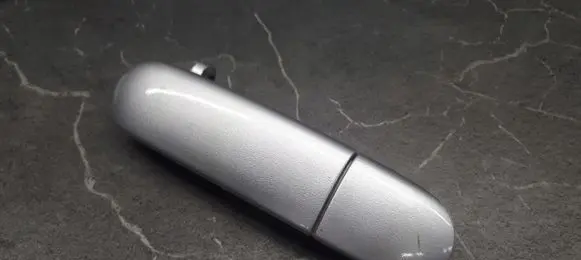 Mitsubishi Colt Tailgate/trunk/boot exterior handle 