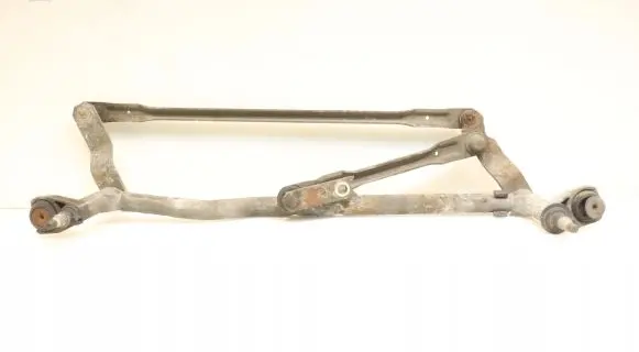 Volkswagen Touran I Front wiper linkage 