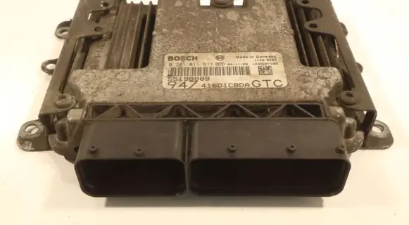 Alfa Romeo GT Engine control unit/module ECU 0281011511