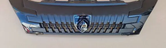 Peugeot Boxer Front bumper upper radiator grill 1321278070 735775043 1441213480