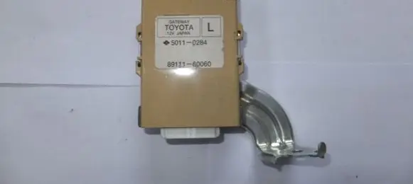 Toyota Land Cruiser (J200) Other control units/modules TOYOTA8911160060