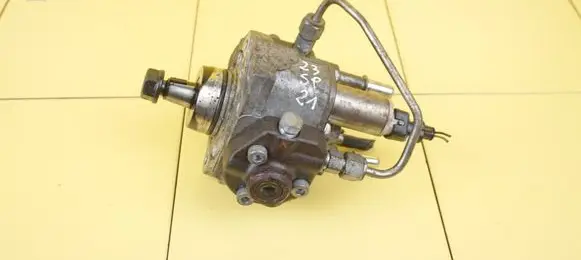 Opel Astra J Fuel injection high pressure pump 55490709 B16DTH