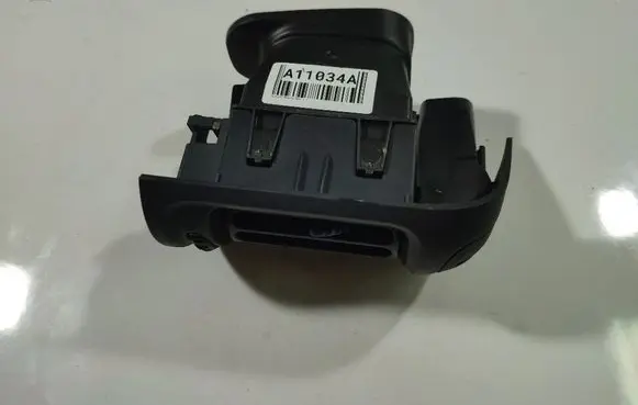 Renault Thalia I Dash center air vent grill F6555570205114