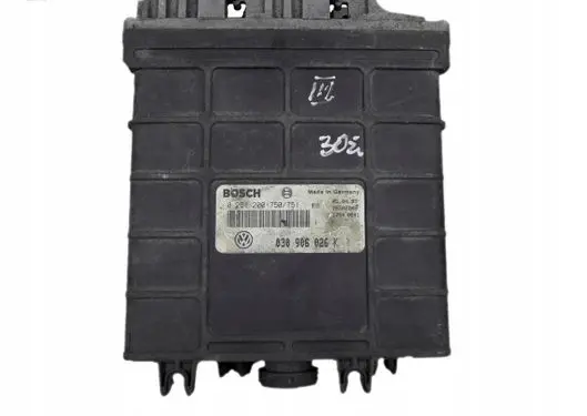 Volkswagen Golf III Engine control unit/module 030906026K