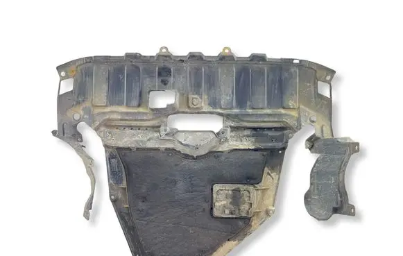 Honda CR-V Engine splash shield/under tray 111SKN001
