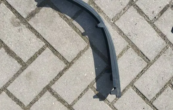 BMW 7 E65 E66 Rear bumper trim bar molding 7155445 72758411