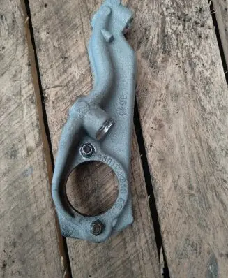 Opel Crossland X Driveshaft support bearing bracket 9801150380