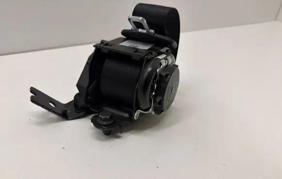 Tesla Model Y Rear seatbelt 655391600A 00000900E 030223