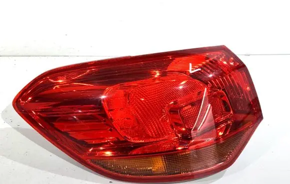 Opel Astra J Rear/tail lights 13282242