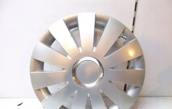 Opel Corsa C R14 wheel hub/cap/trim 