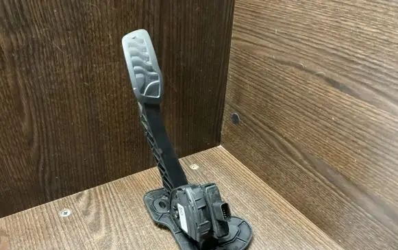 Ford Transit Accelerator throttle pedal BK219F836AC 6PV93456200