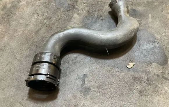 Volvo XC70 Engine coolant pipe/hose 6G918260JB