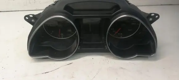 Audi A5 8T 8F Speedometer (instrument cluster) 8T0920930P