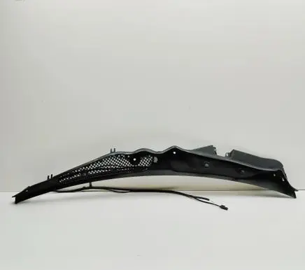 Mercedes-Benz CLS C218 X218 Wiper trim A2128301313