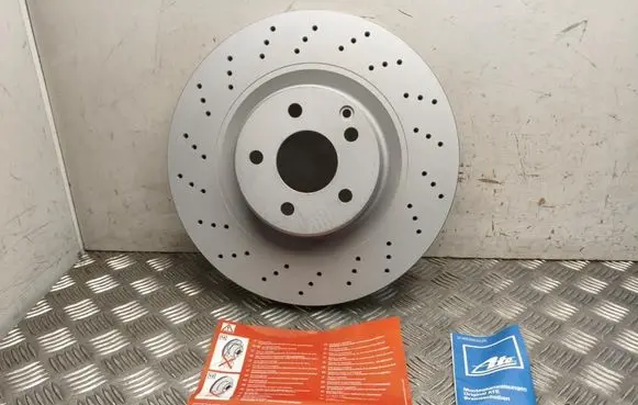 Mercedes-Benz S W220 Front brake disc 24013201251