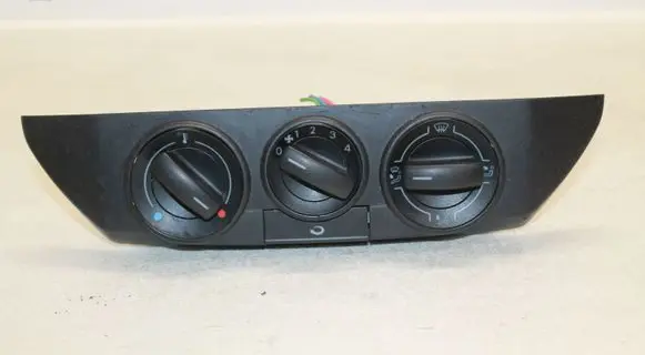 Volkswagen Polo IV 9N3 Climate control unit 6Q1937049D 3360000 6Q0819075C1QA