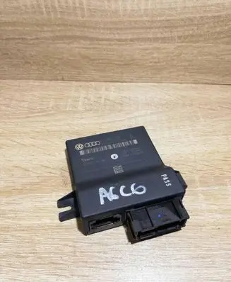Audi A6 S6 C6 4F Gateway control module 4L0907468B BASIC